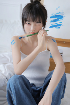 一边亲着一面膜的免费版